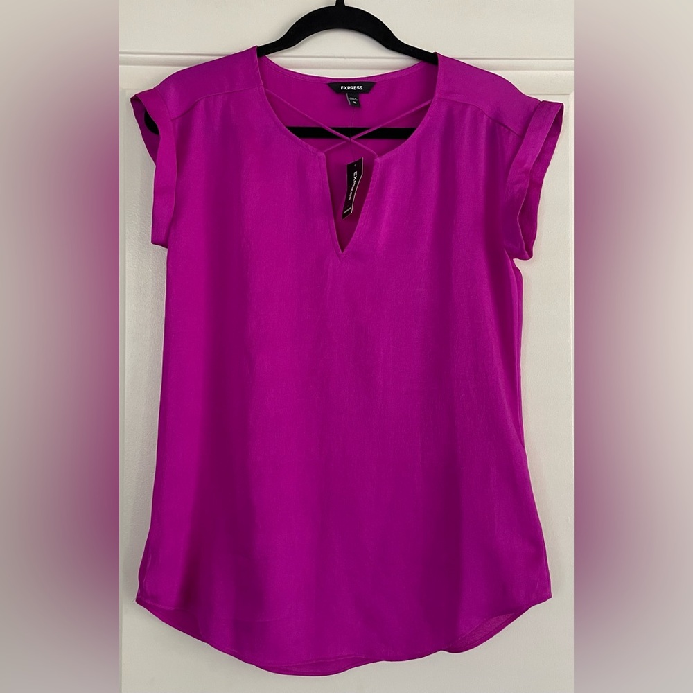 Express Vibrant Magenta/Fuchsia Women’s Blouse